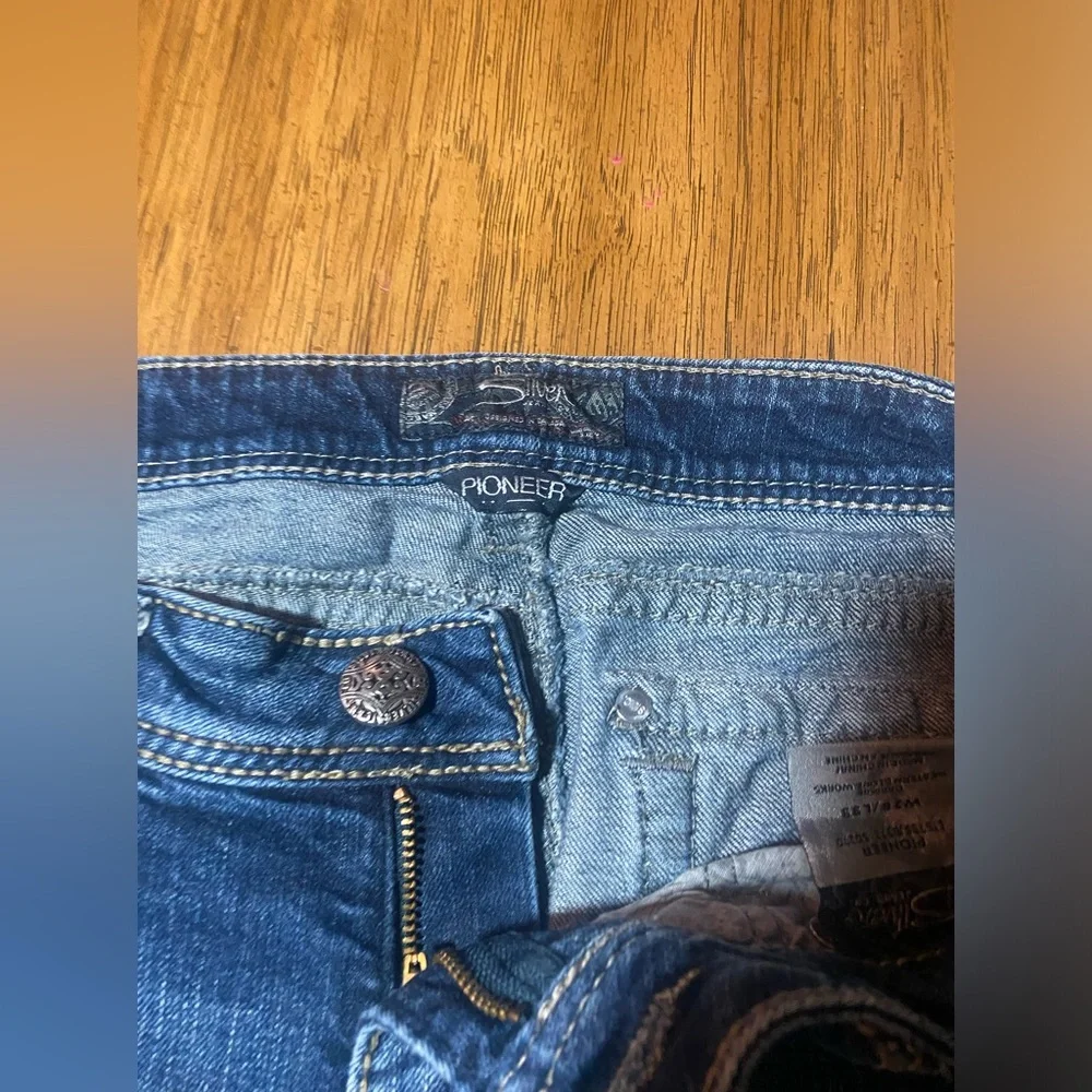 Jeans - Picture 2 of 2